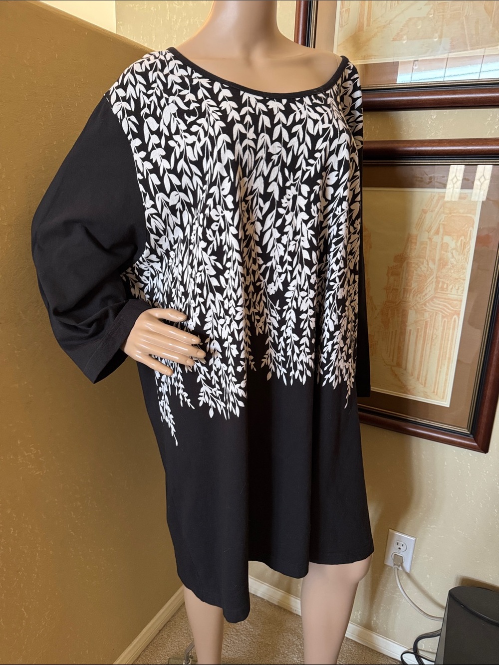 Ulla Popken Women’s Black & White Tunic Top sz 32 34